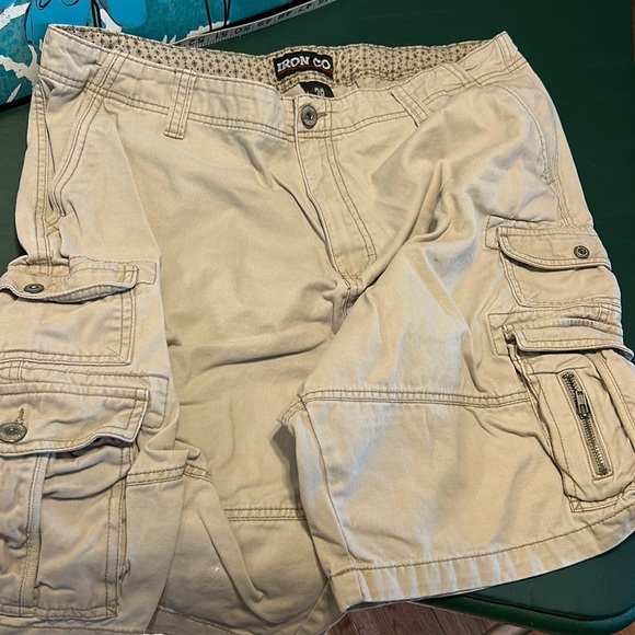 Iron Co Shorts Iron Co Cargo Shorts Sz 38 Poshmark
